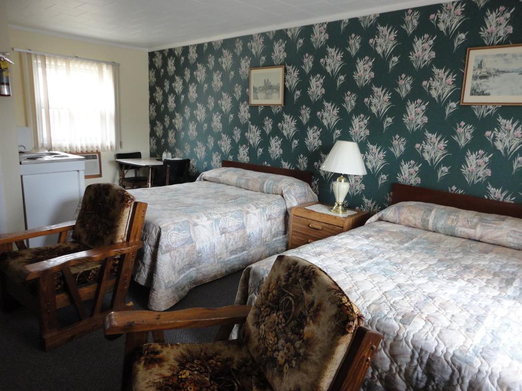 Hipwell'S Motel Fonthill Szoba fotó