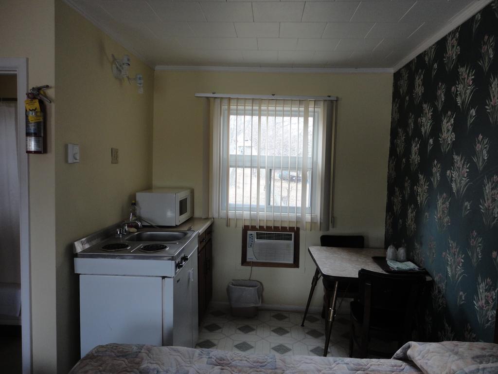 Hipwell'S Motel Fonthill Szoba fotó