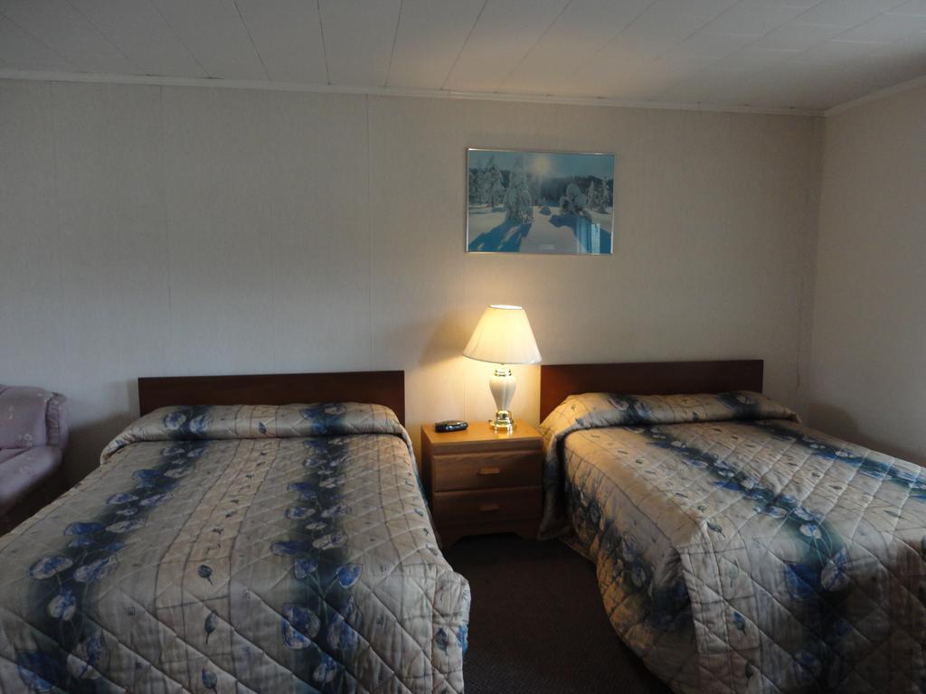 Hipwell'S Motel Fonthill Szoba fotó