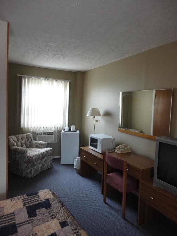 Hipwell'S Motel Fonthill Kültér fotó