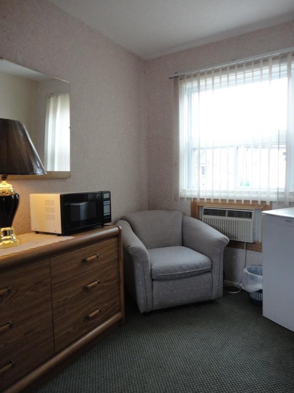 Hipwell'S Motel Fonthill Kültér fotó