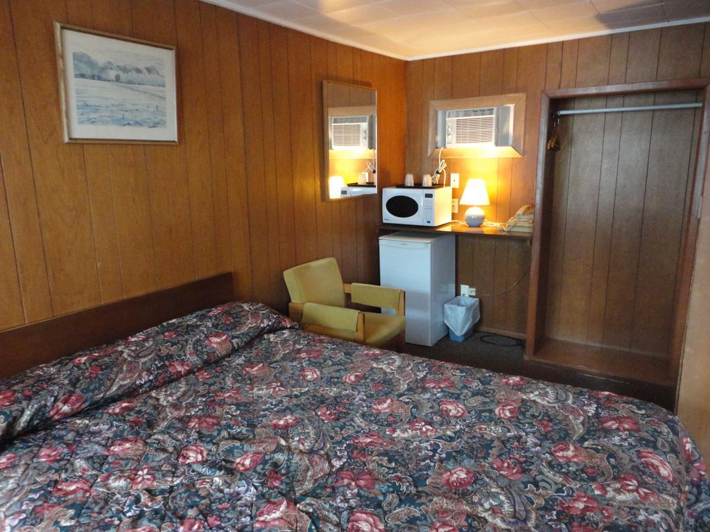 Hipwell'S Motel Fonthill Szoba fotó