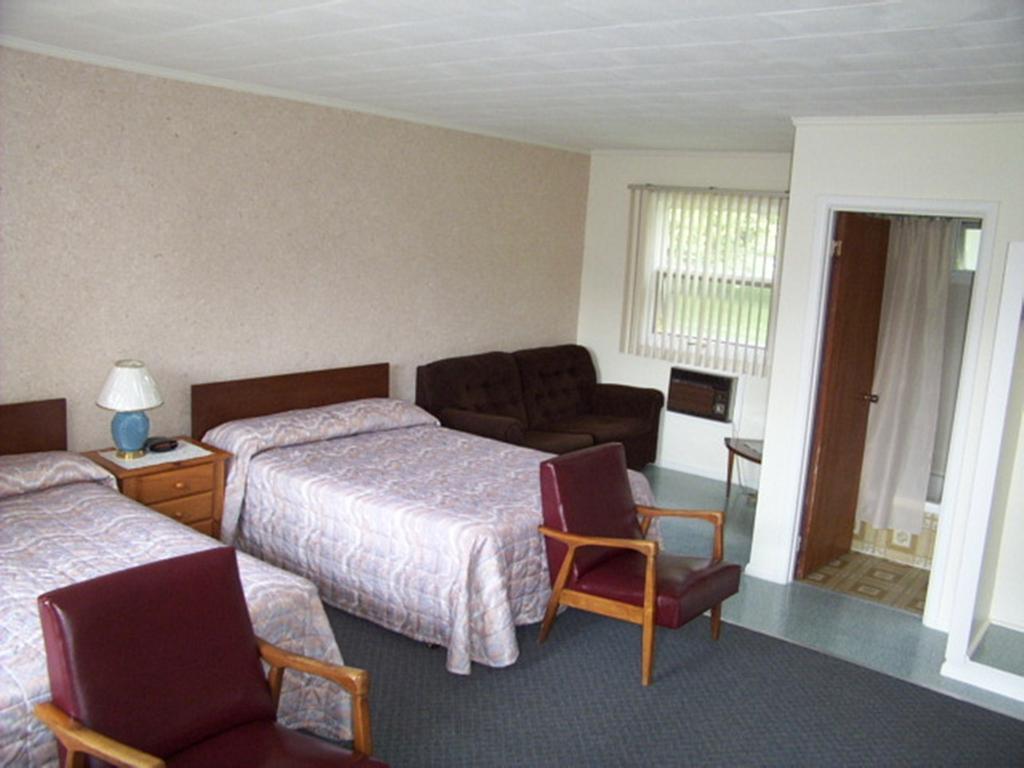 Hipwell'S Motel Fonthill Kültér fotó